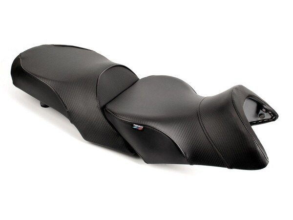 World Sport on the R 1200 RT - Standard Version (Shown with CarbonFX and black welt.)